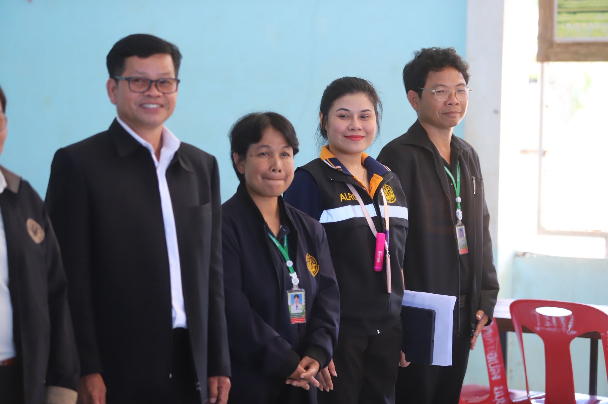 title - “ส.ป.ก. ไม่ทิ้งใครไว้ข้างหลัง” เลขาฯ สั่งลุย ศูนย์เคลื่อนที่ เร่งช่วยเกษตรกรในเขตปฏิรูปที่ดินในพื้นที่เสี่ยงภัย